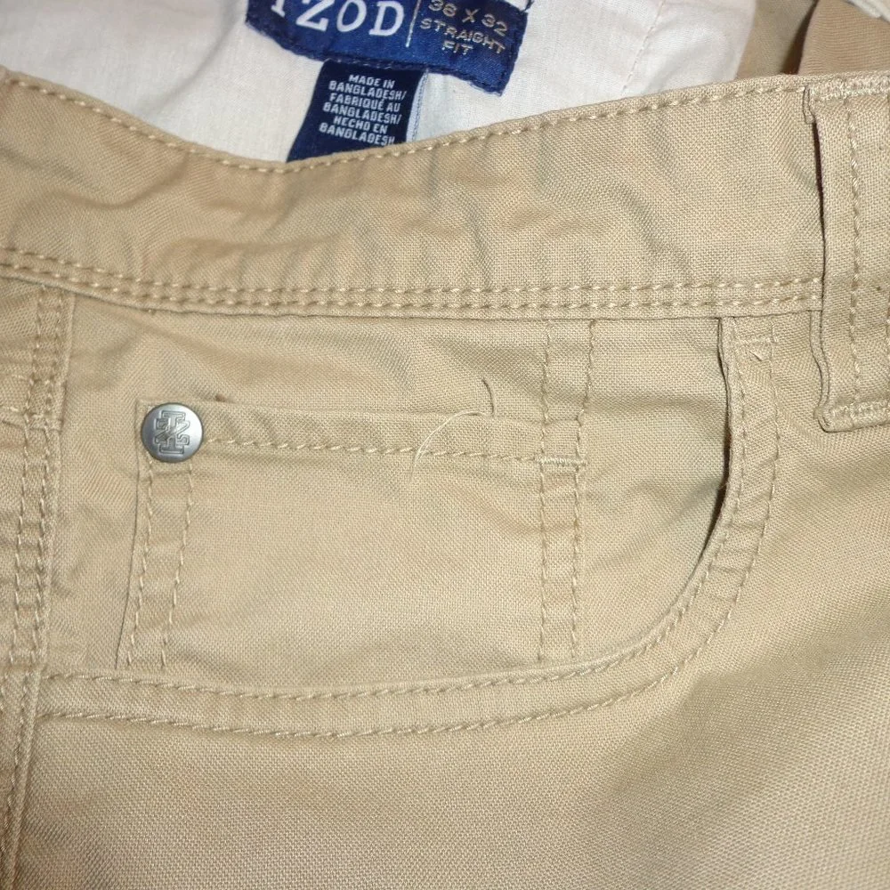 IZOD Saltwater Straight Fit Chino Pants 36W x 32L Khaki Zip/Button Closure